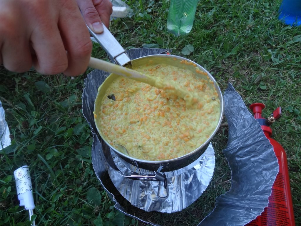 Für eine 3-Personen-Portion ist ein 1,5 l Topf knapp bemessen